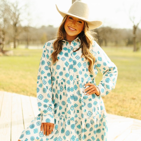 Meet your Posher, Alysa - Picture 6 of 7